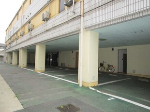 シンエイ第8東船橋マンションの物件外観写真